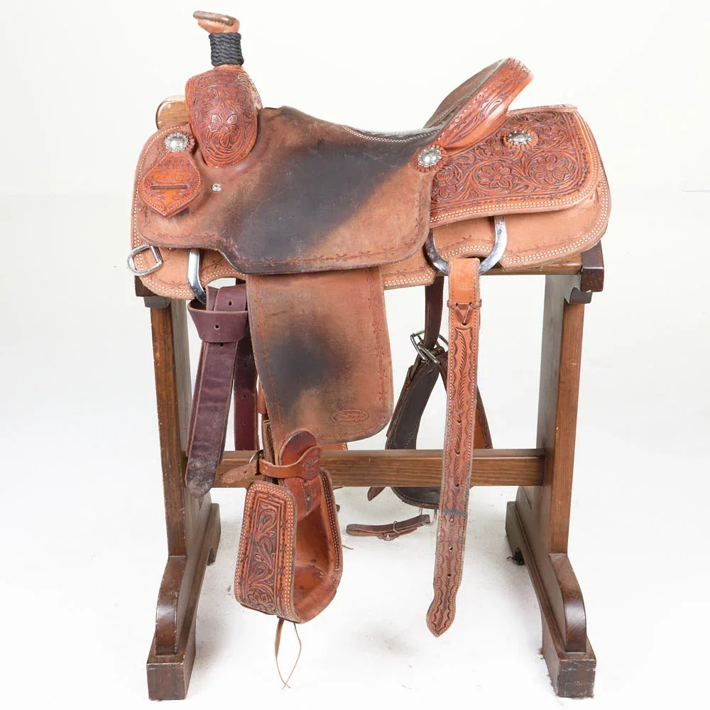 Trent Ward Used 16in Floral Barbed Wire Border Team Roper - Image 2