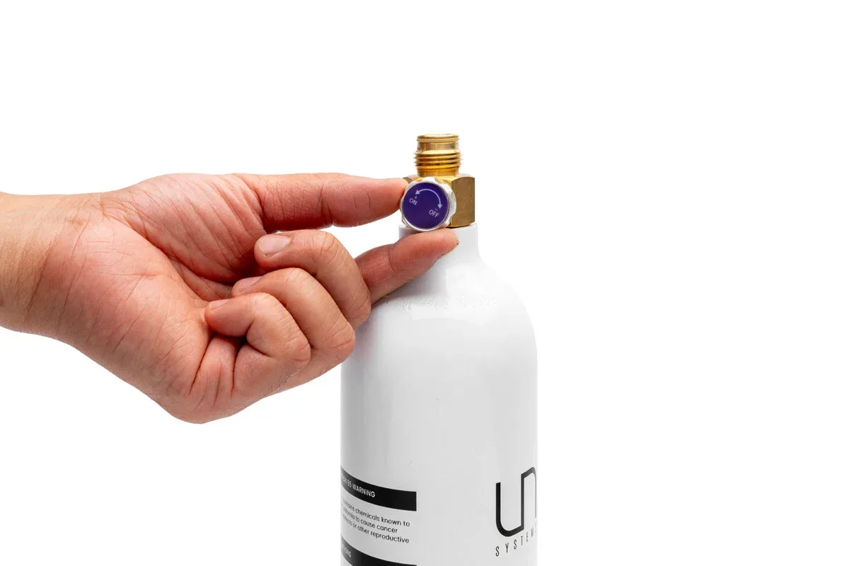 UNS CO2 Paintball Cylinder - 24 Oz. - Image 2