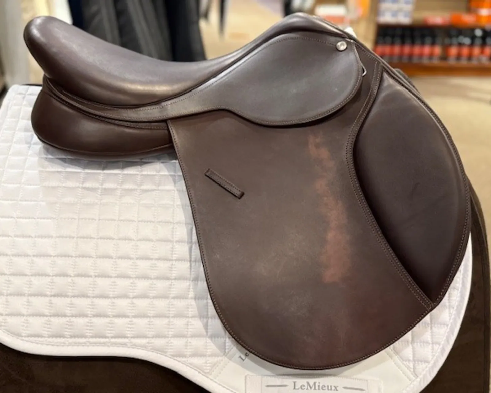 Used Bates Caprilli Close Contact Classic Saddle - Image 2